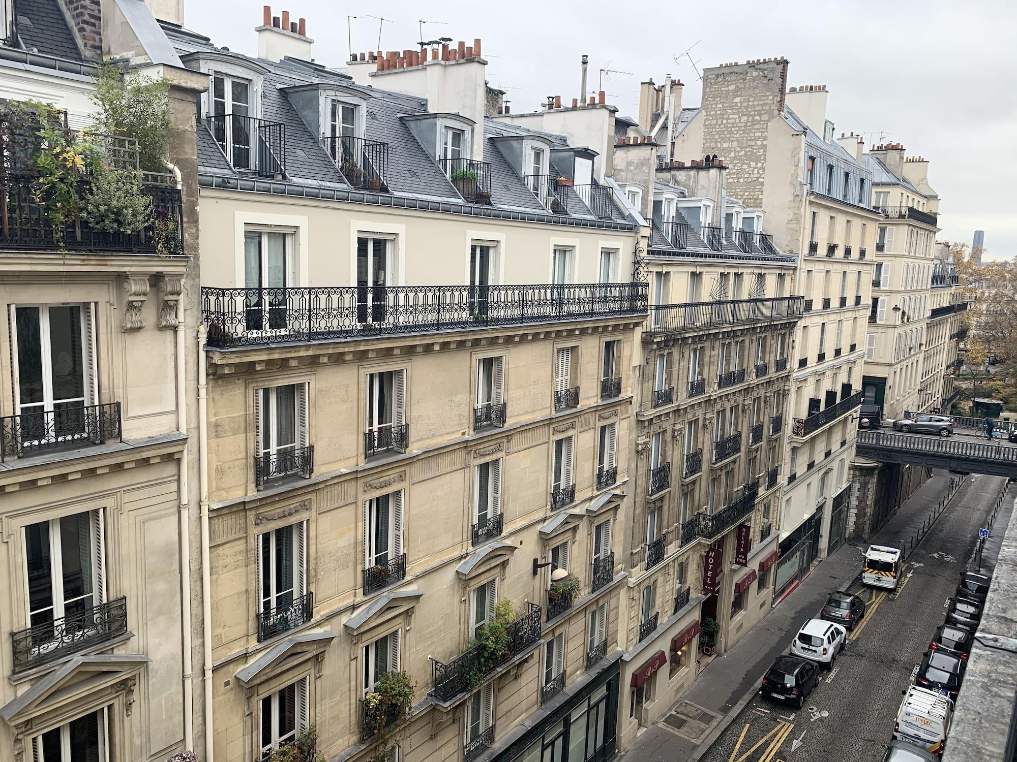 Ibis Styles Paris Cadet Lafayette Hotel Exterior foto